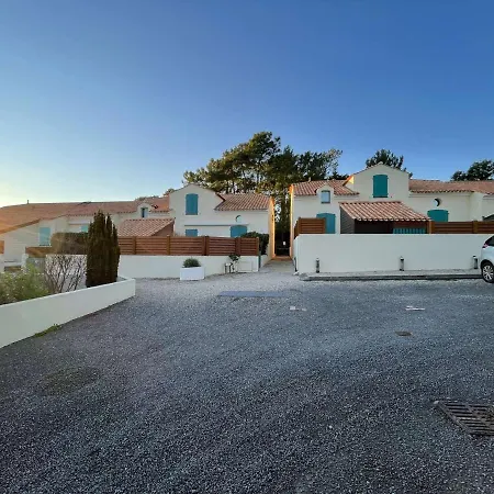 Prázdninový dům Charmante Maison 3 Pieces Avec Piscines Chauffees, Terrasse Et Jardin, A 300m De La Des Demoiselles - Fr-1-224c-266 *
